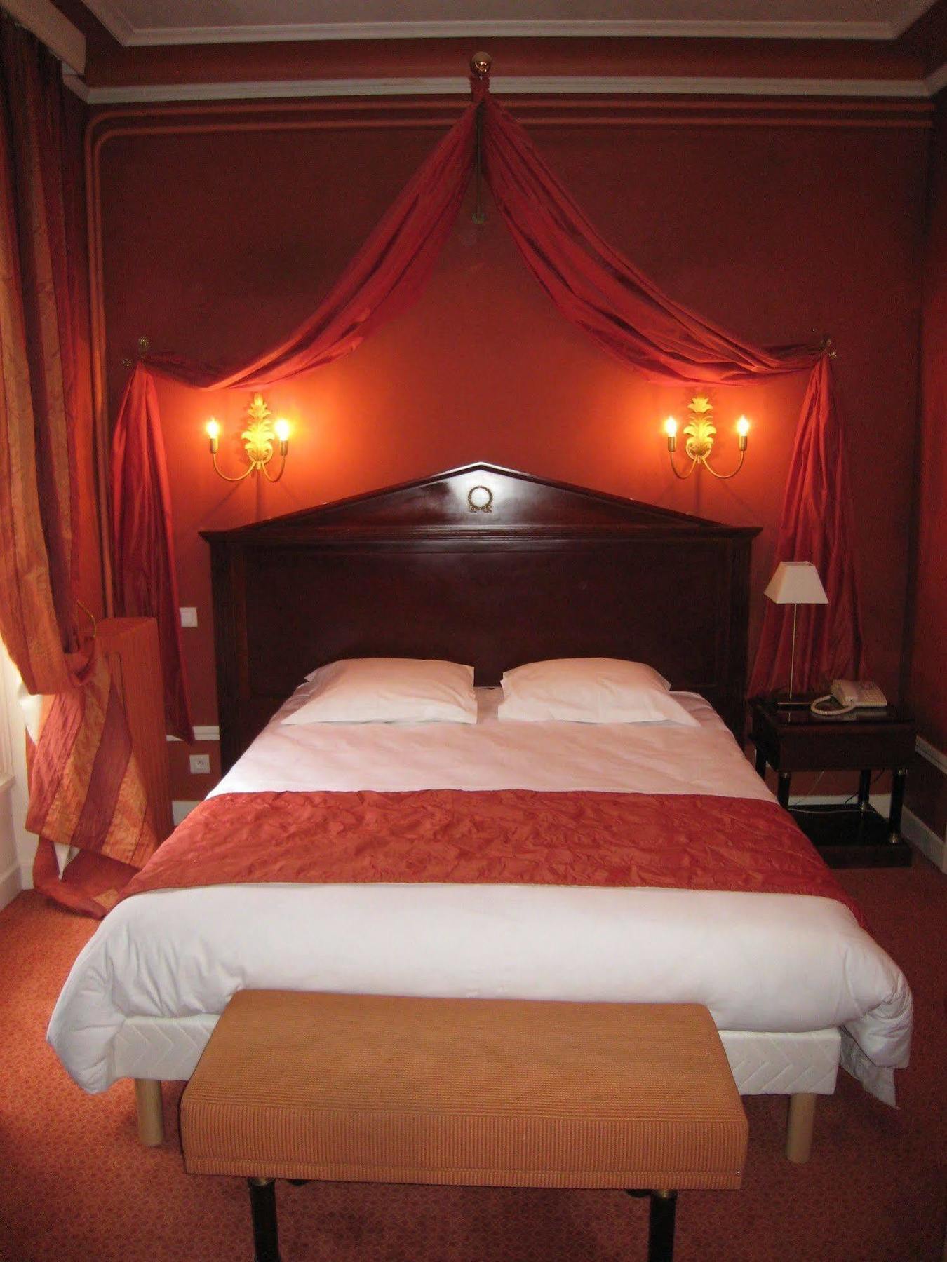 Hotel Les Marechaux 欧塞尔 外观 照片