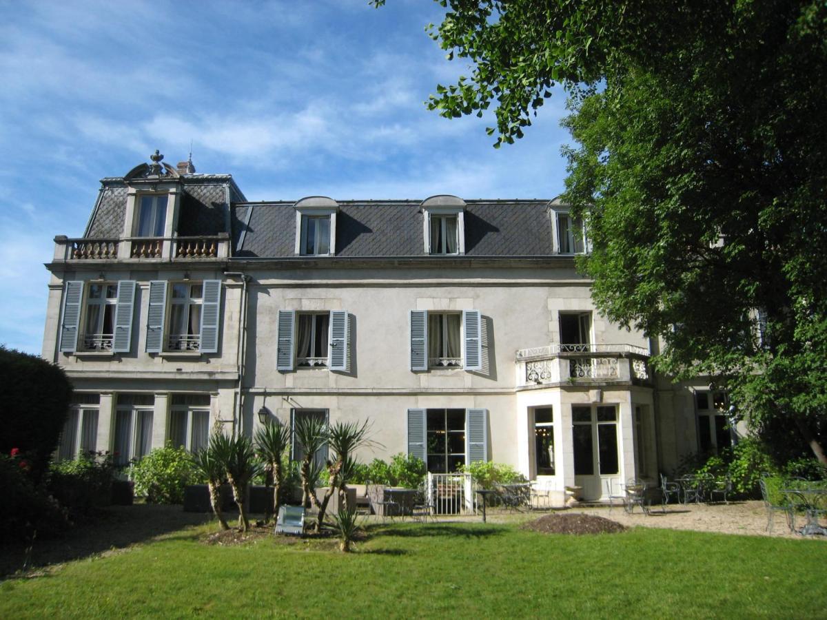 Hotel Les Marechaux 欧塞尔 外观 照片